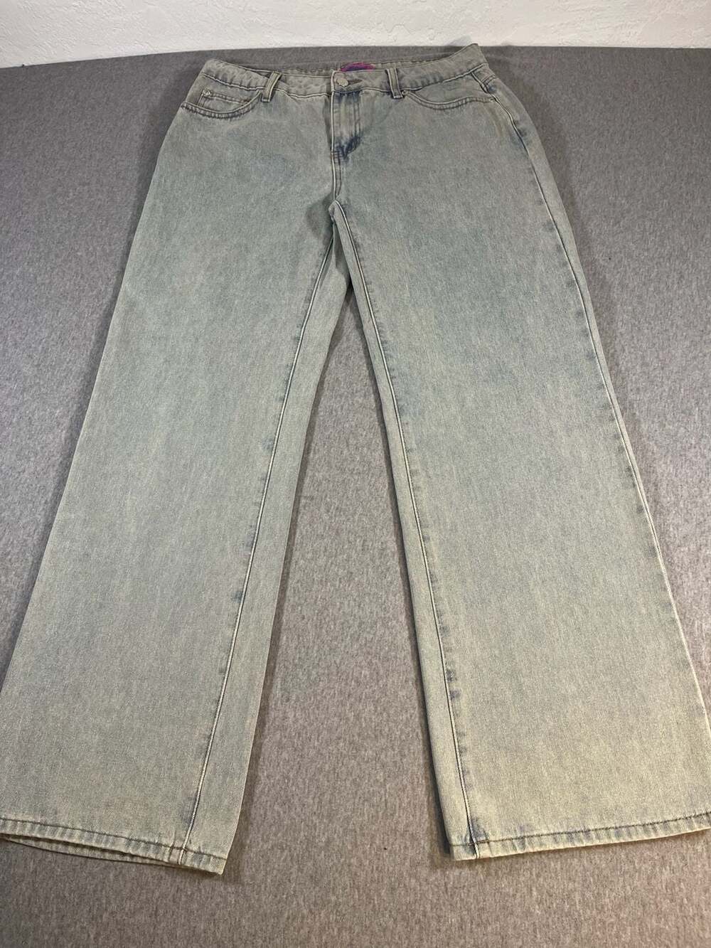 Edikted Magda Low Rise Acid Wash Light Blue Denim Jeans Women’s 12 (35x31)